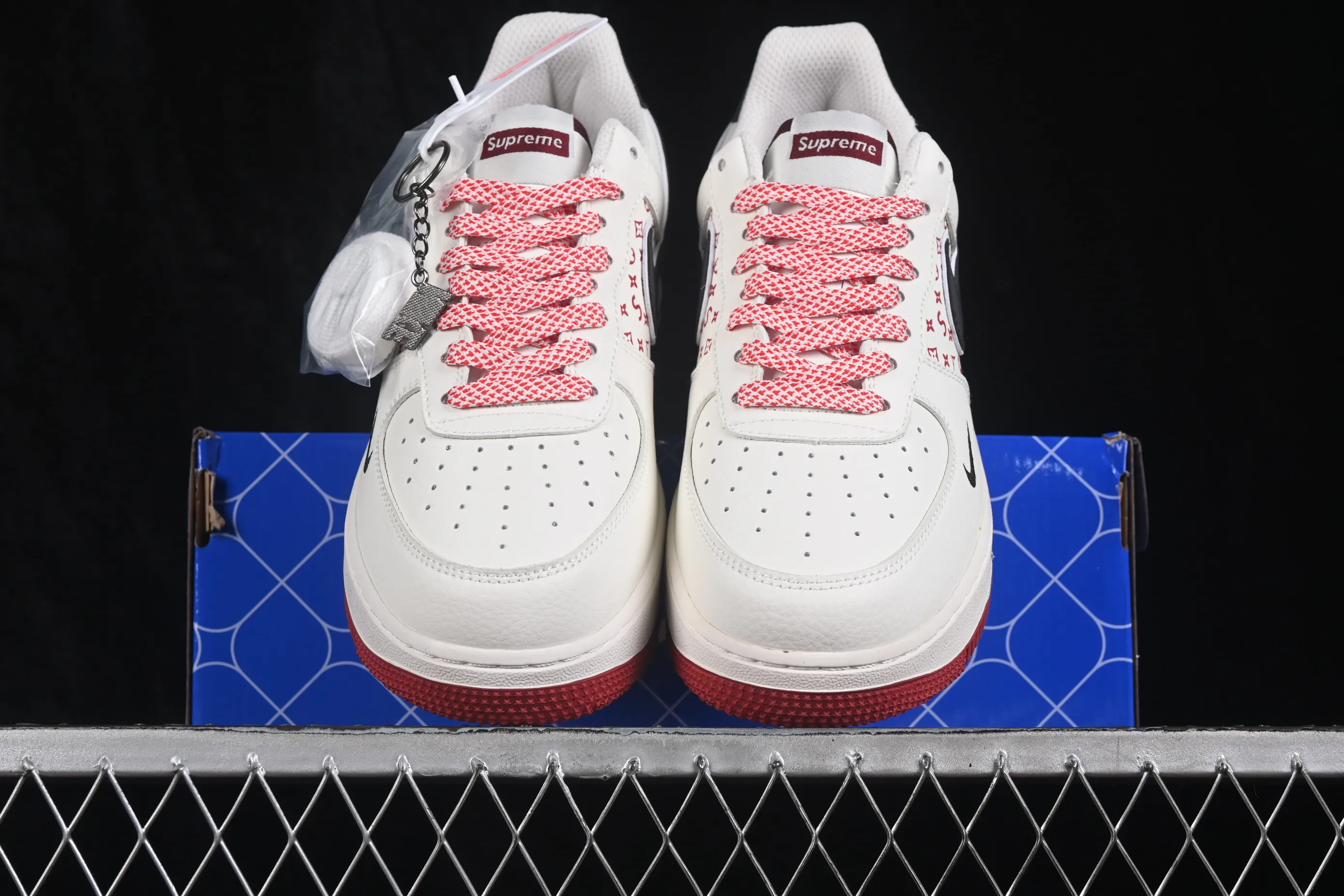 All categories Nk Air Force 1 Air Force series Nk Air Force 1 Low Air Force low-top Nike Air Force 1'07 Low joint model Air Force 1 low-top casual sneakers IH0640-163